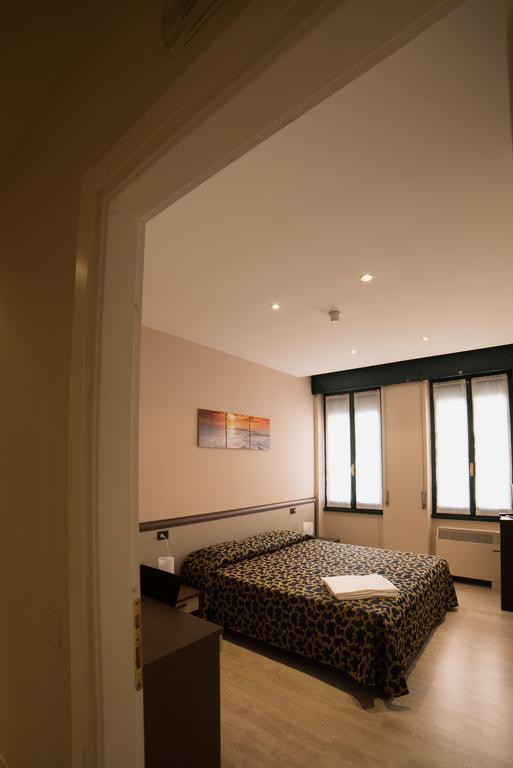 Locanda San Fiorenzo Fiorenzuola d'Arda Luaran gambar