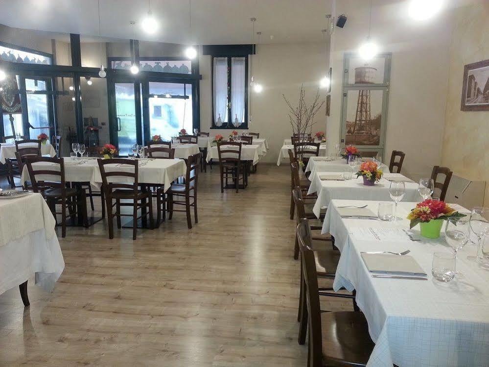 Locanda San Fiorenzo Fiorenzuola d'Arda Luaran gambar