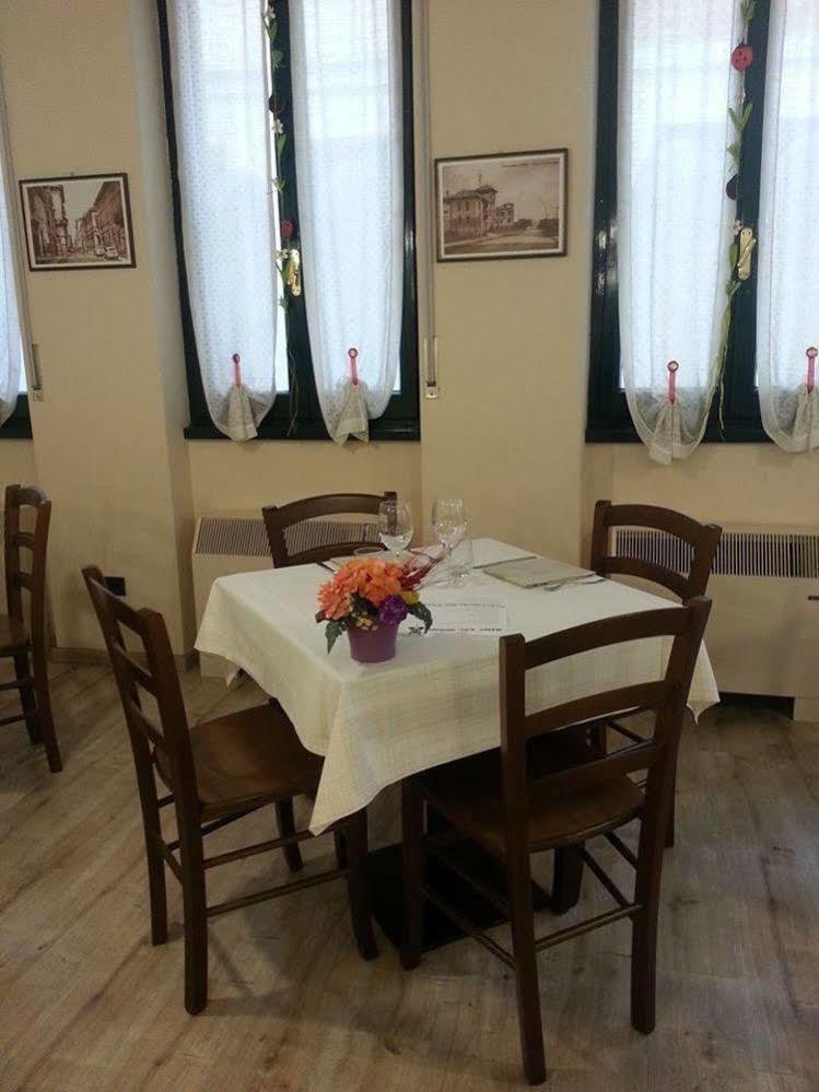 Locanda San Fiorenzo Fiorenzuola d'Arda Luaran gambar